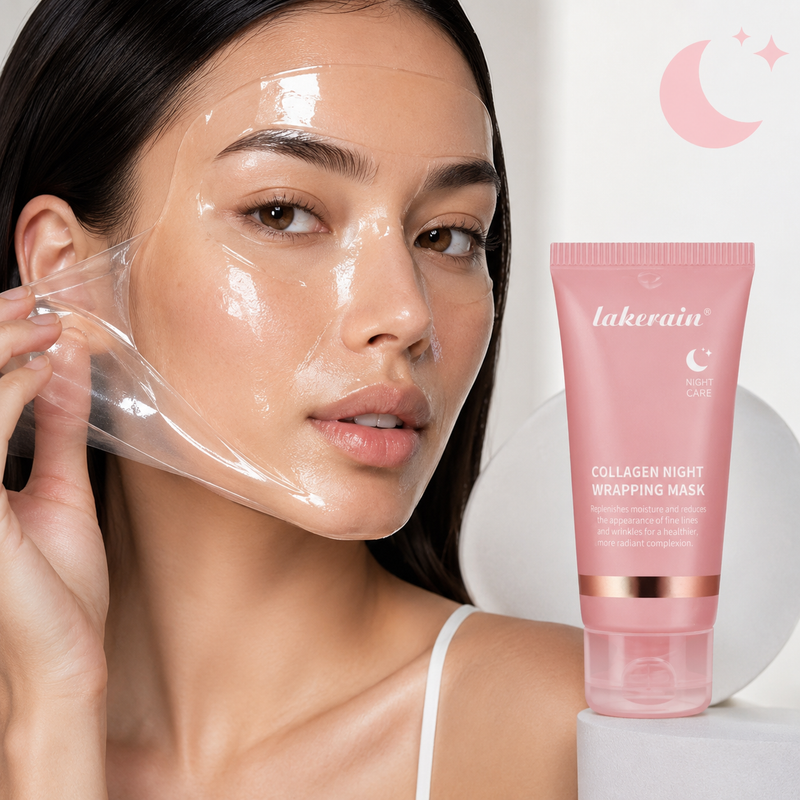 Modelo retirando la mascarilla nocturna de colágeno Lakerain